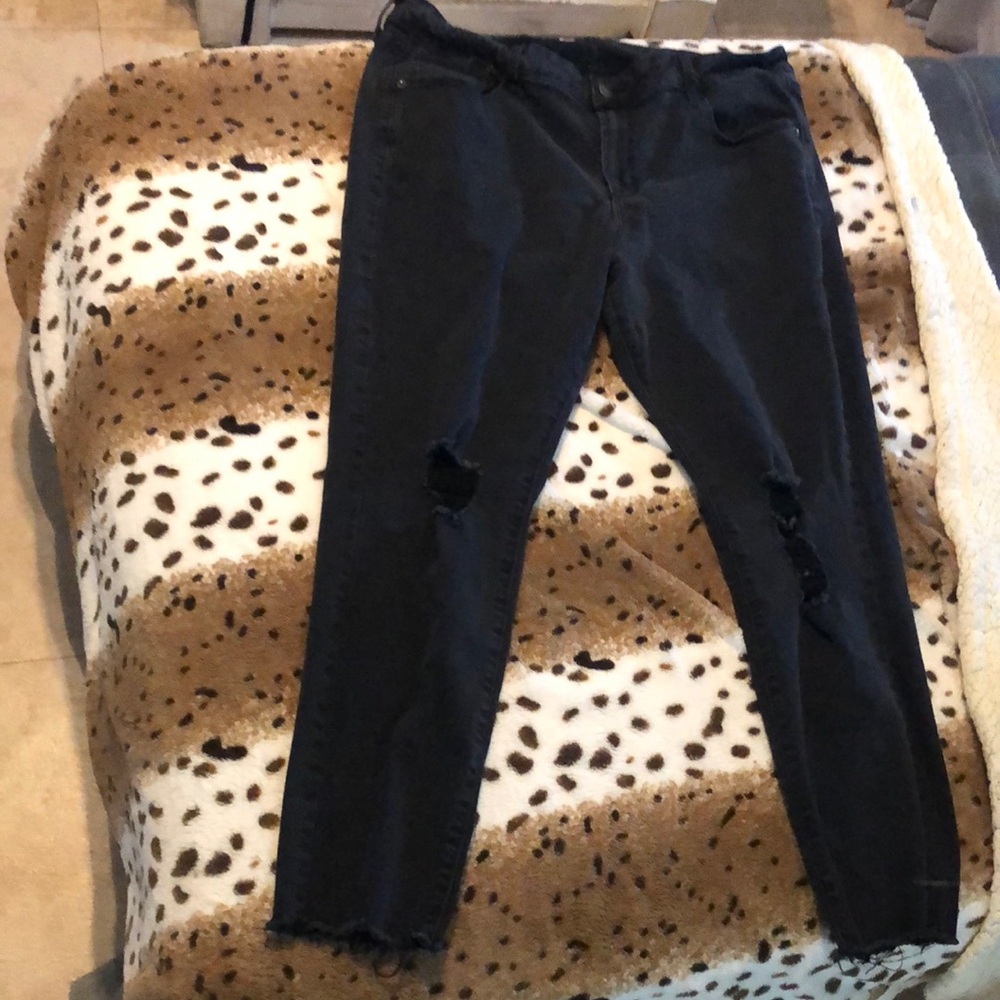 Old navy Women’s distressed black jeans.